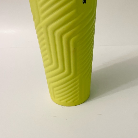 Starbucks 2024 Winter Angular Neon Yellow Stainless Steel Tumbler - Picture 3 of 16